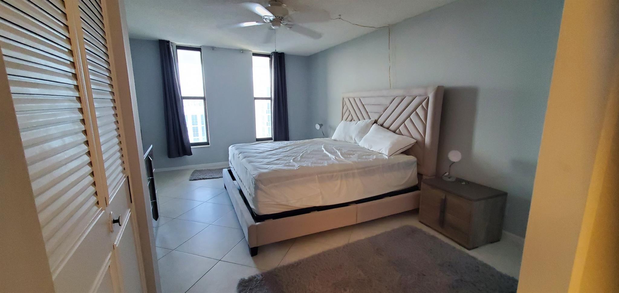 1000 S Ocean Blvd 18J