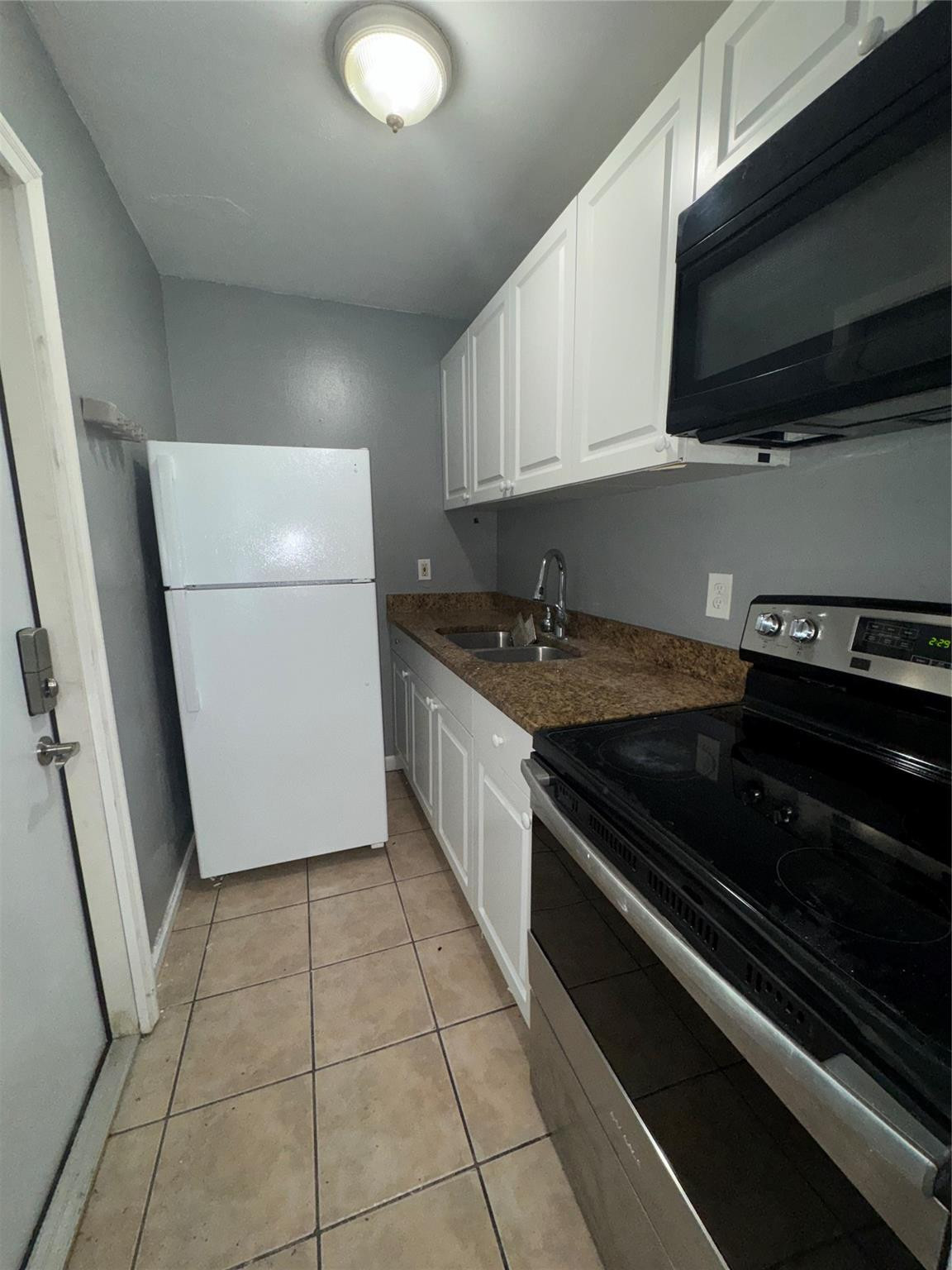 1132 NW 4th Ave 1