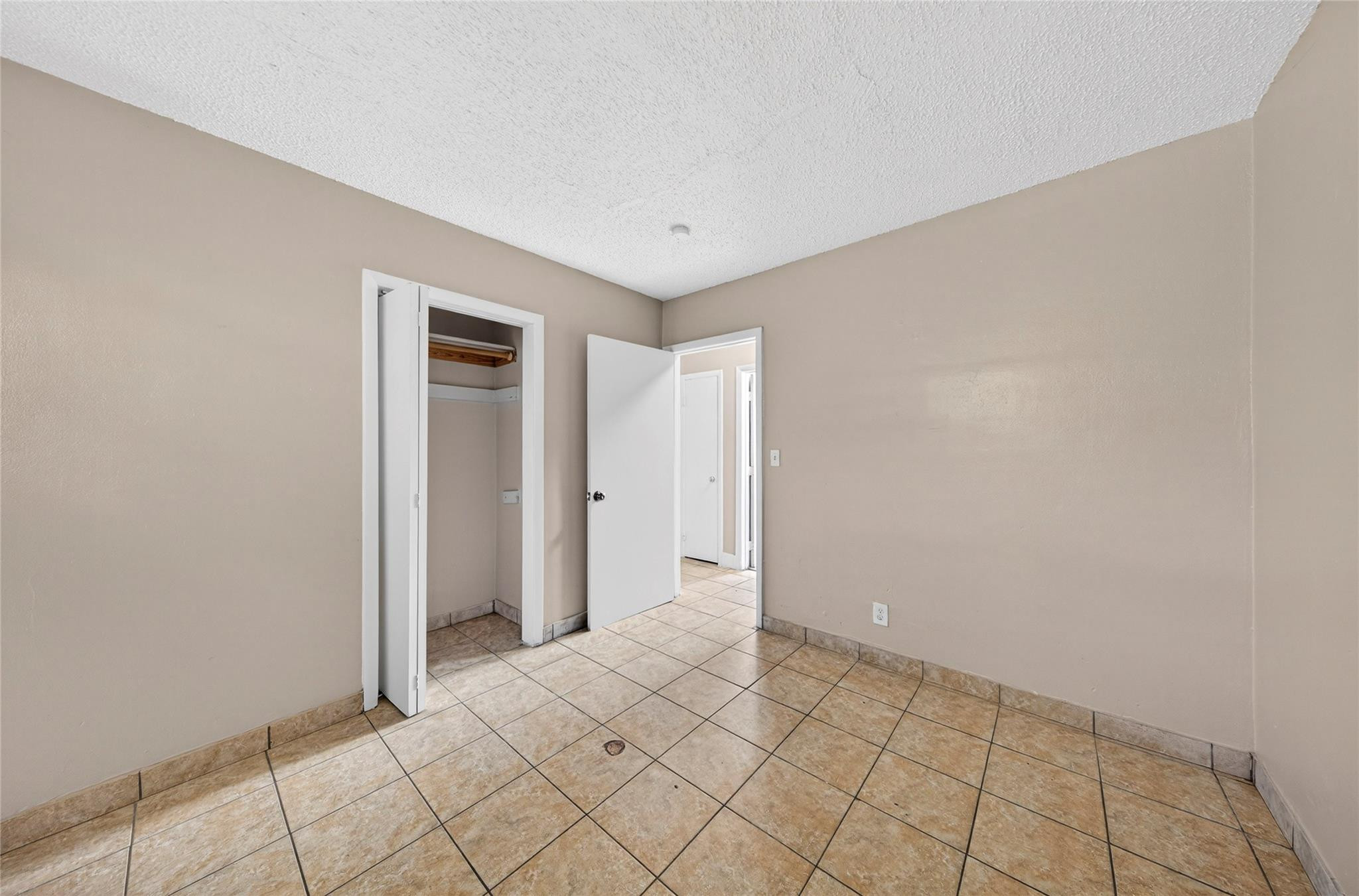 1230 NW 29TH Way