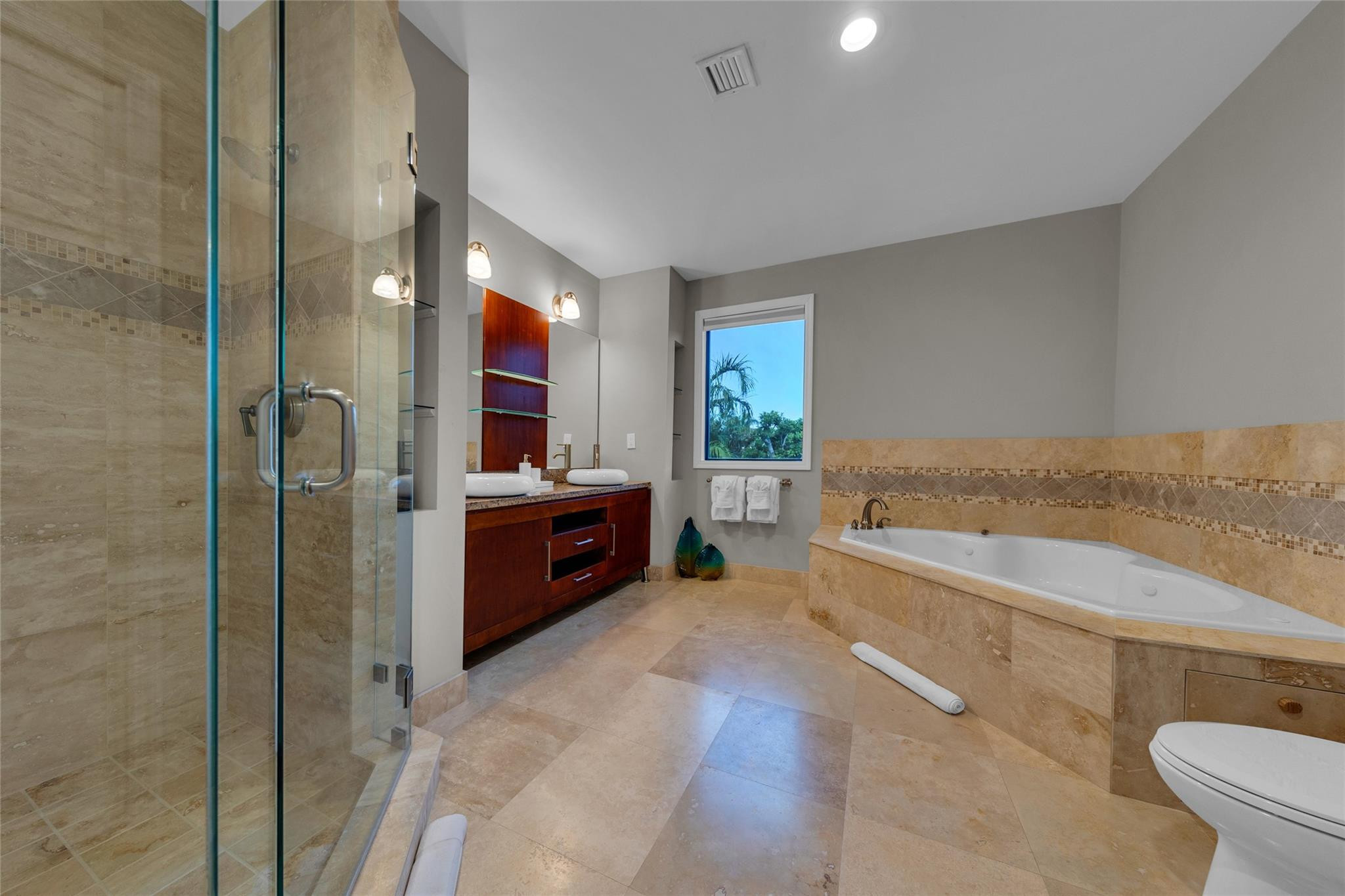 616 Riviera Isle Drive