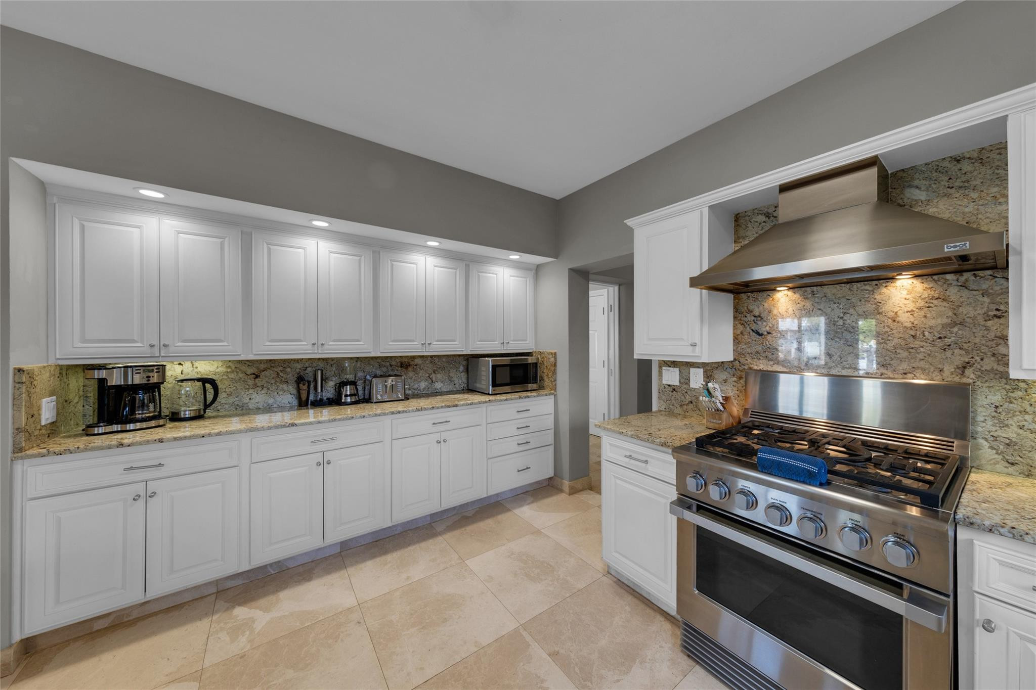 616 Riviera Isle Drive