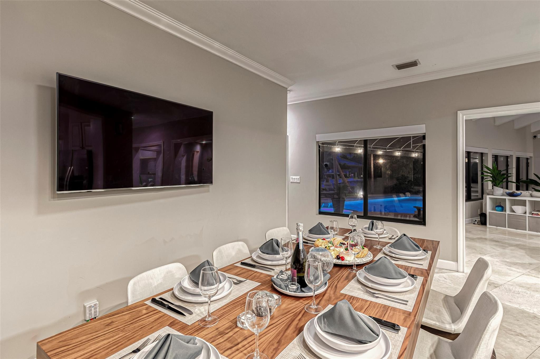 616 Riviera Isle Drive