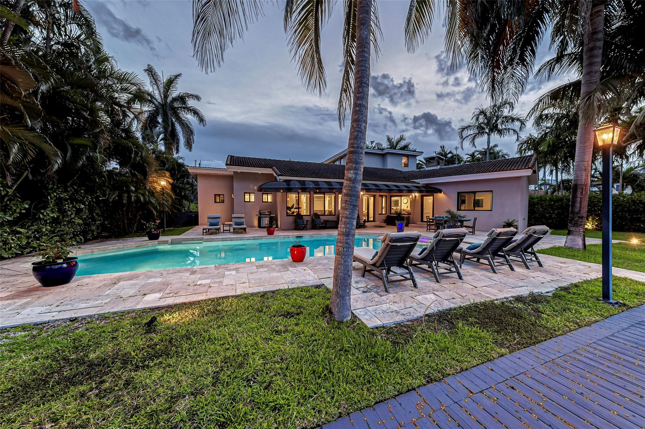 616 Riviera Isle Drive