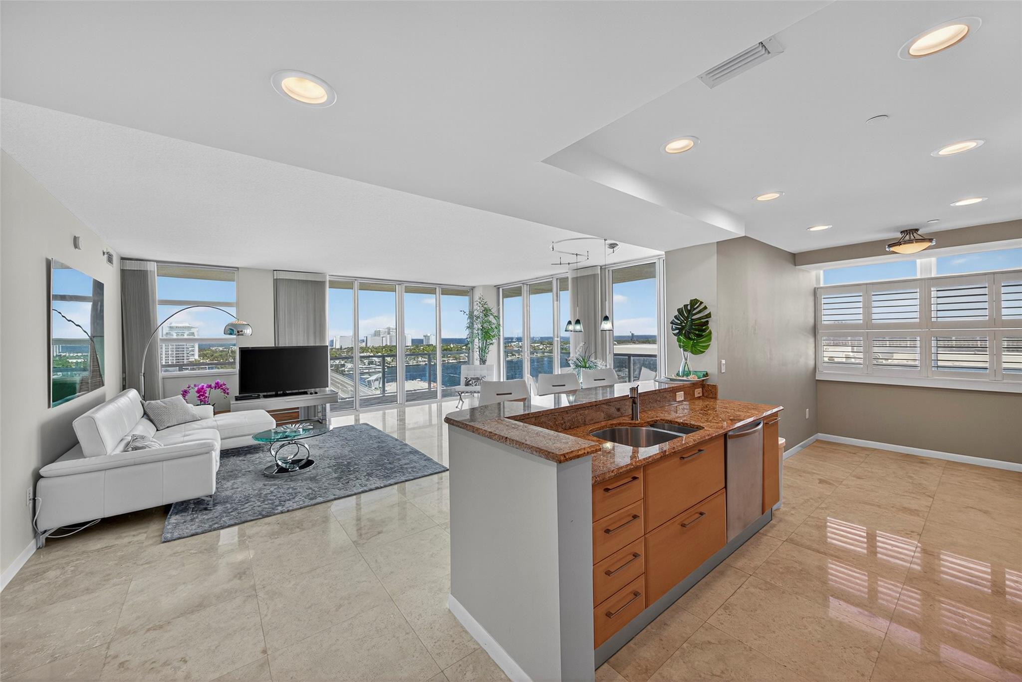 1819 SE 17 ST 1509