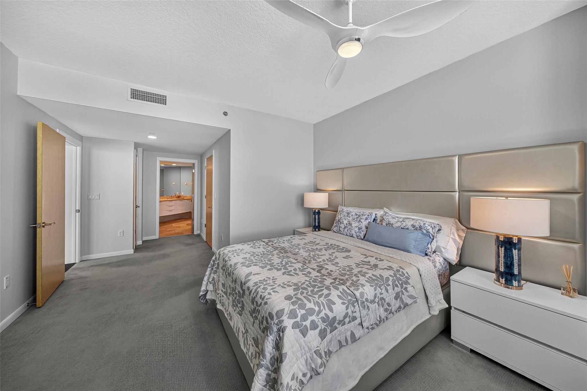 1819 SE 17 ST 1509