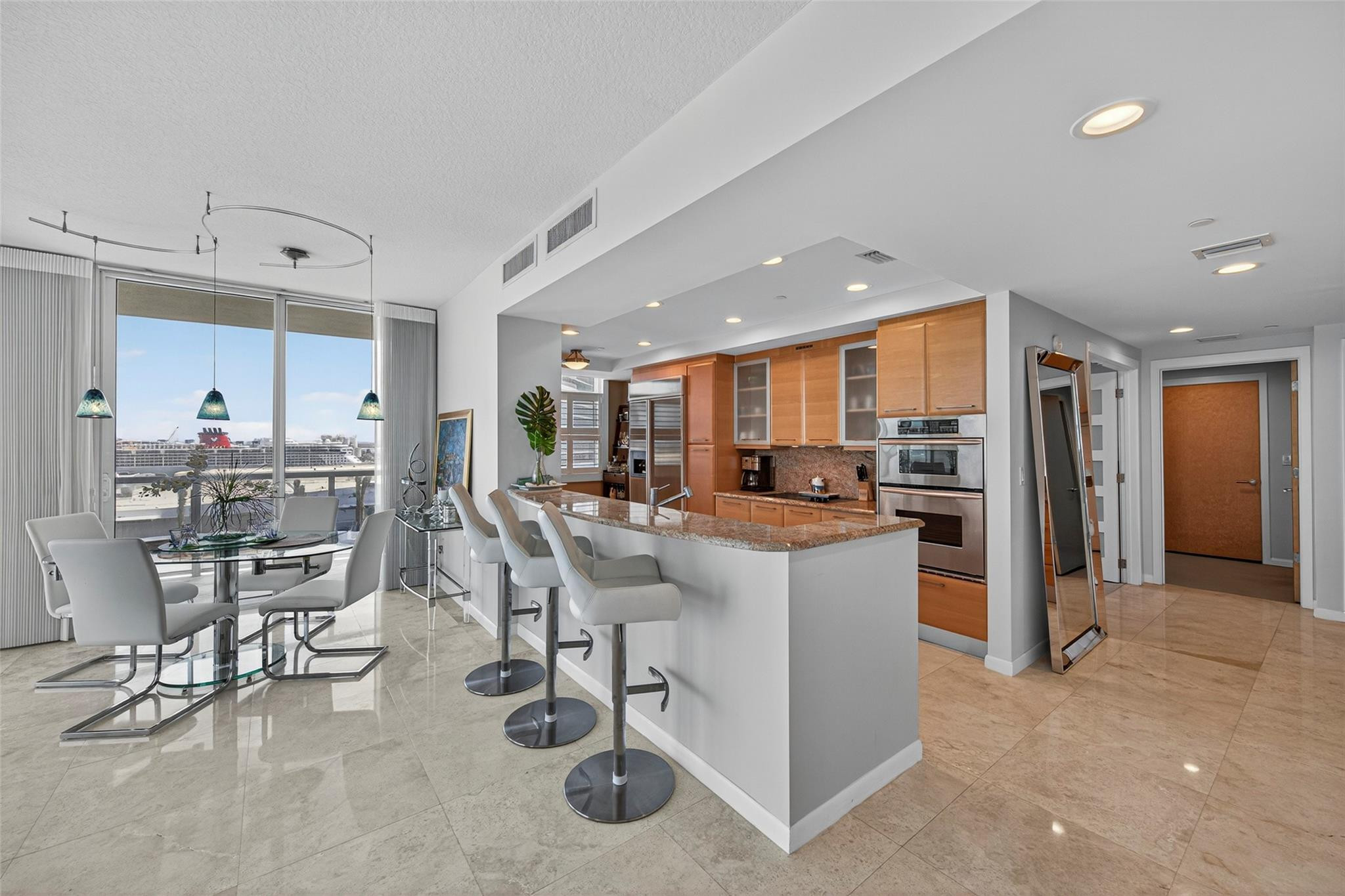 1819 SE 17 ST 1509