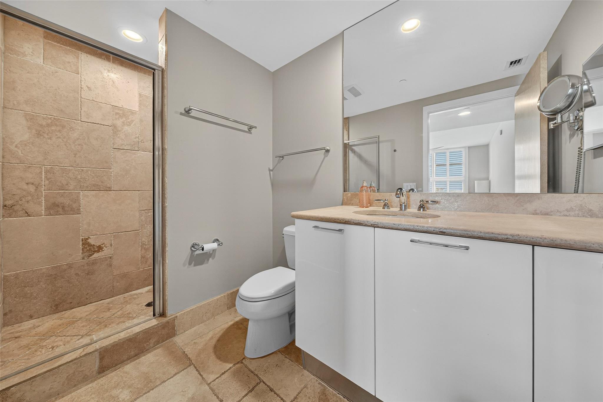 1819 SE 17 ST 1509