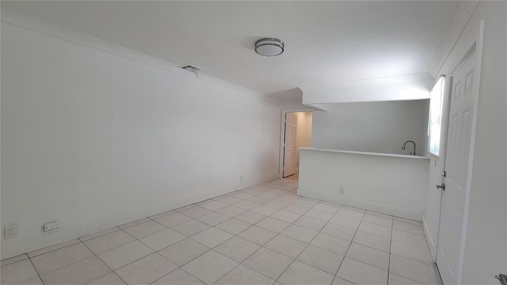 266 NE 42nd Street
