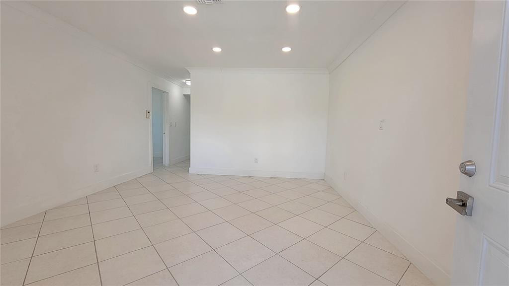 266 NE 42nd Street