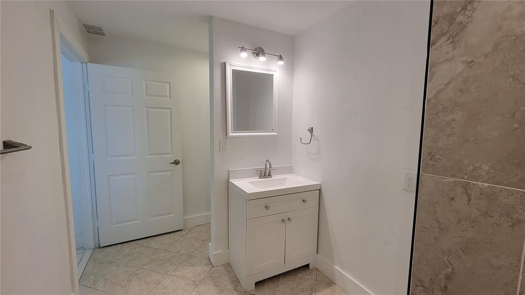 266 NE 42nd Street