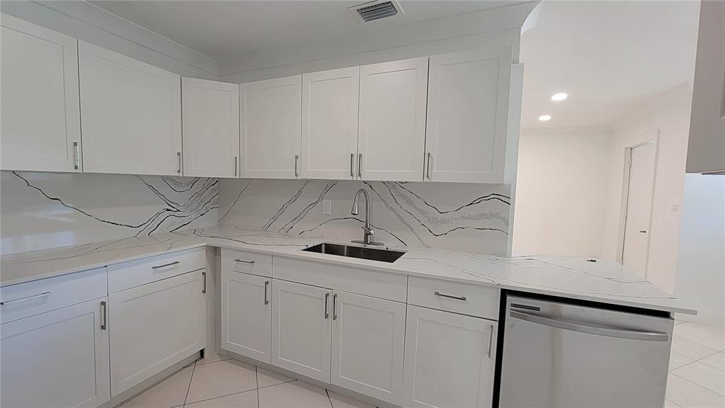 266 NE 42nd Street