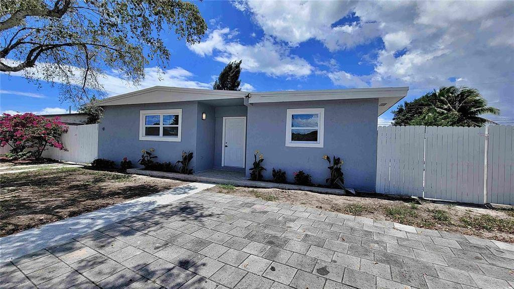 266 NE 42nd Street