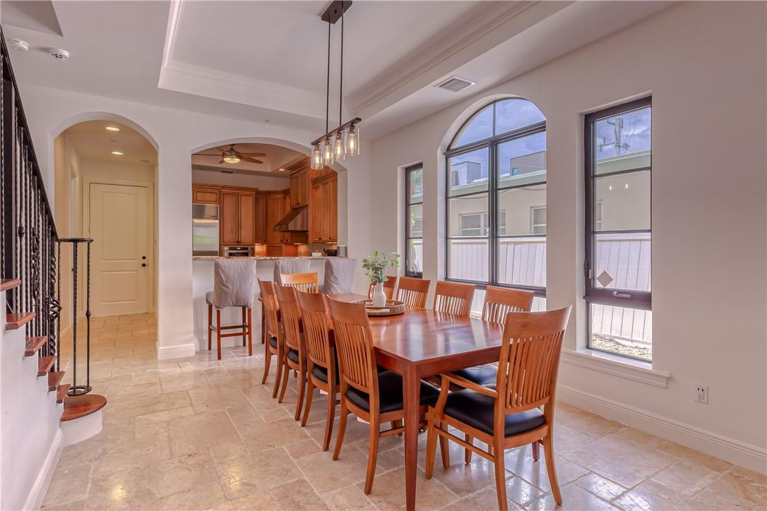 1206 NE 1st Street 1206