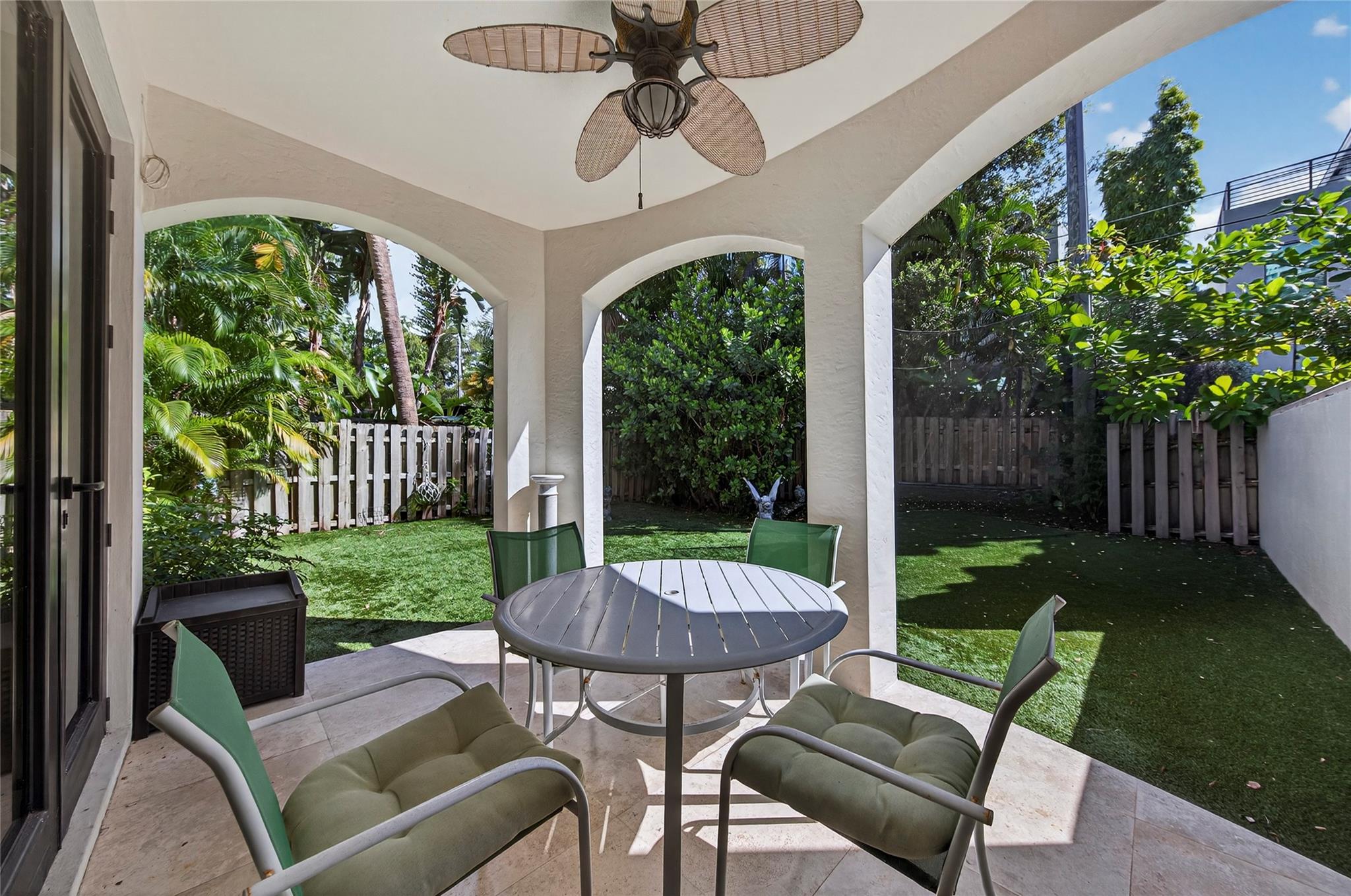 116 SE 11th Ave 116