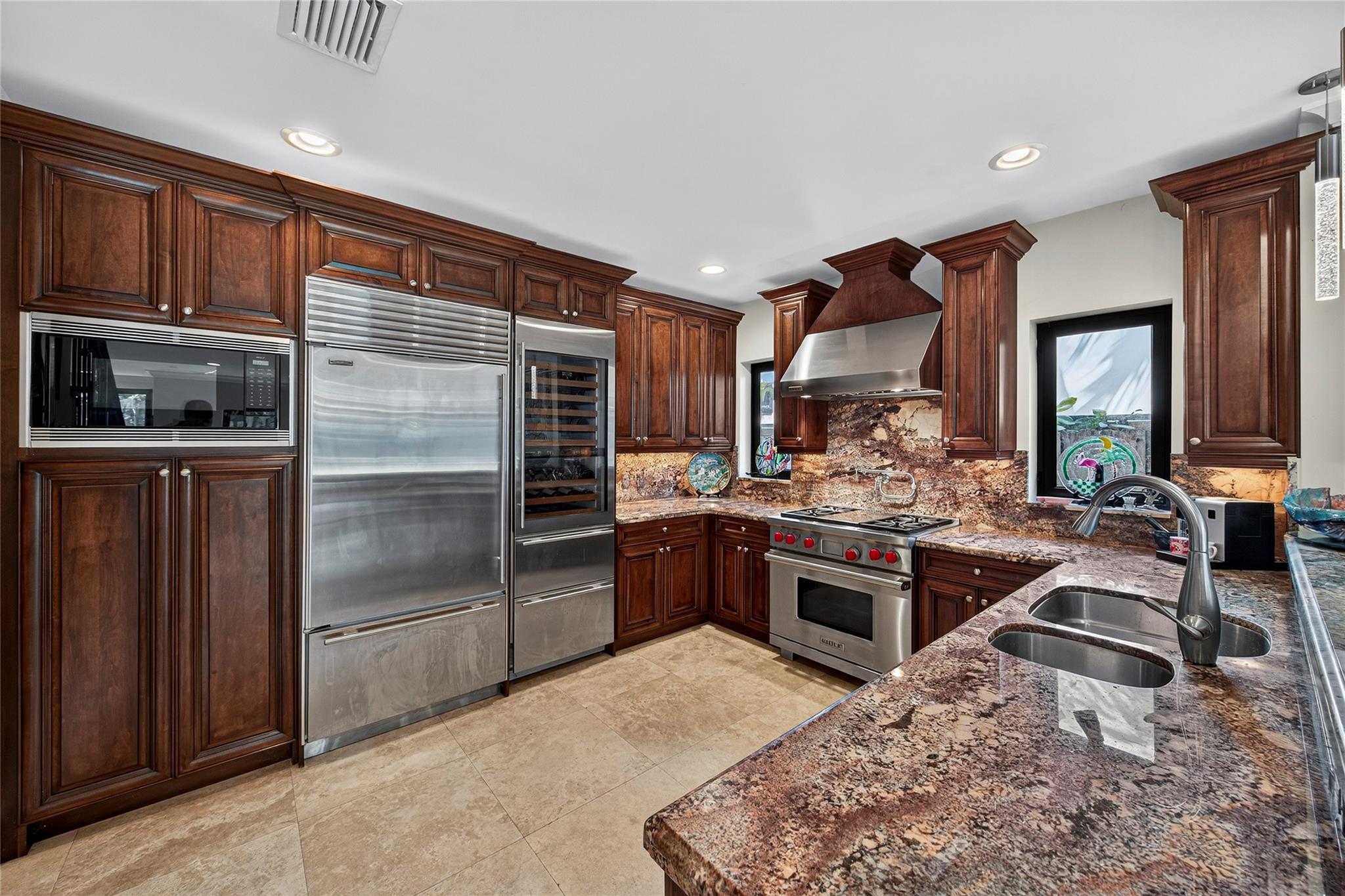 116 SE 11th Ave 116
