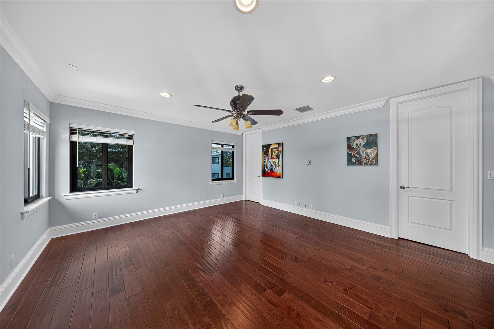 116 SE 11th Ave 116