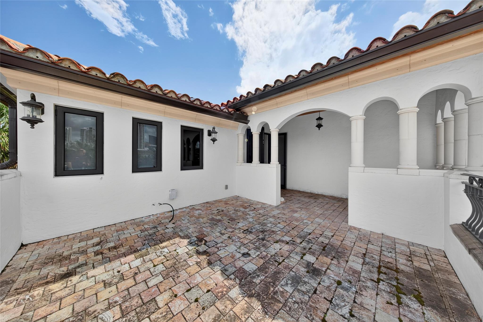 116 SE 11th Ave 116