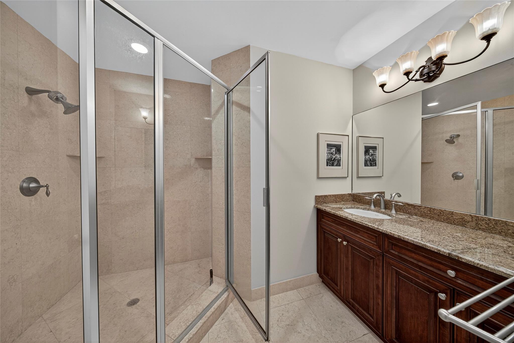 116 SE 11th Ave 116