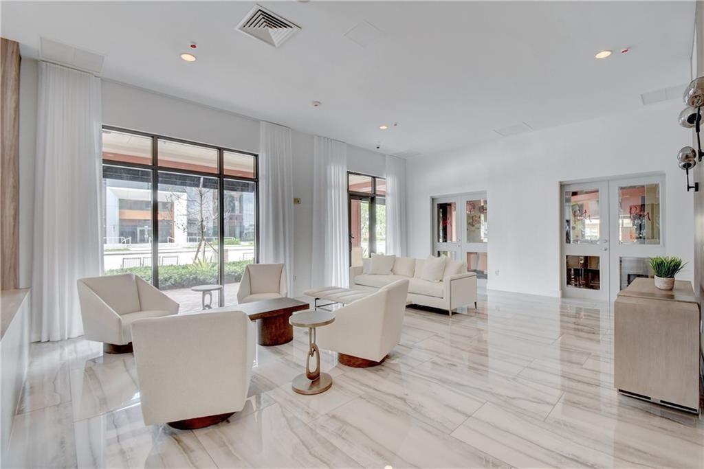 100 N Federal Highway 642