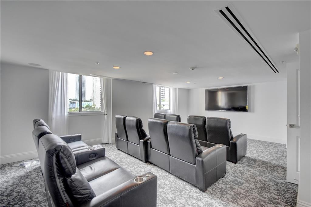 100 N Federal Highway 642