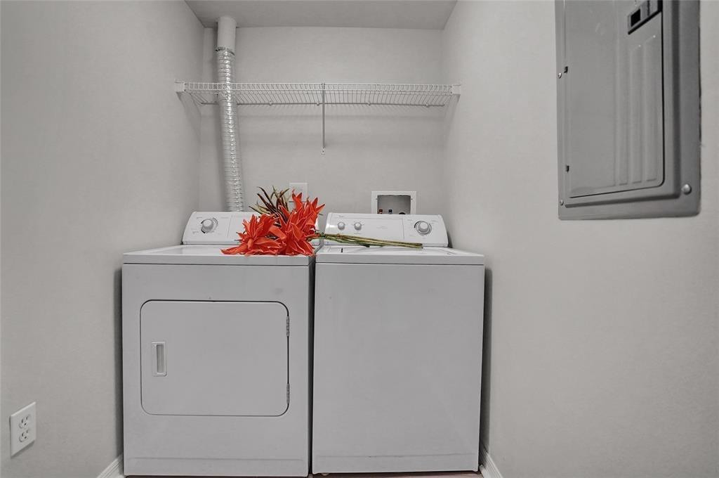 100 N Federal Highway 642