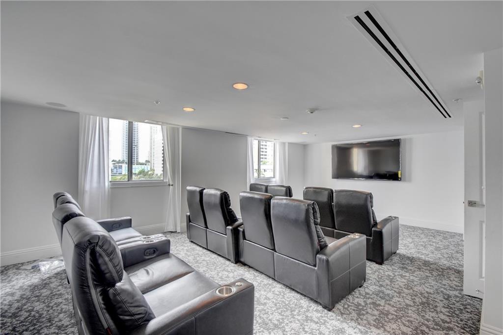 100 N Federal Highway 642