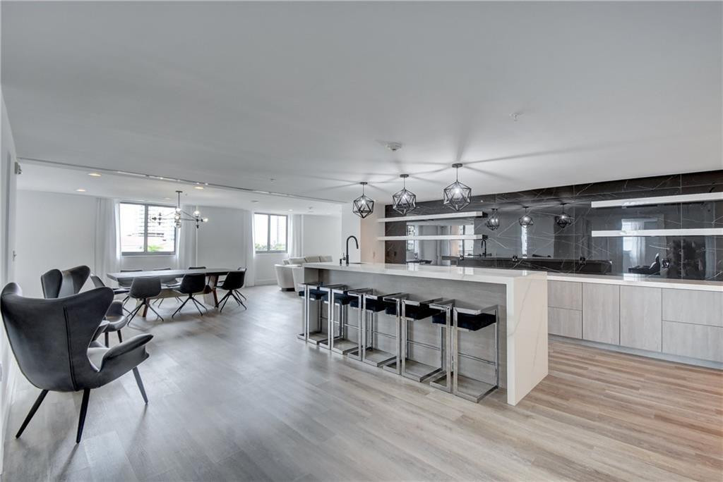 100 N Federal Highway 642