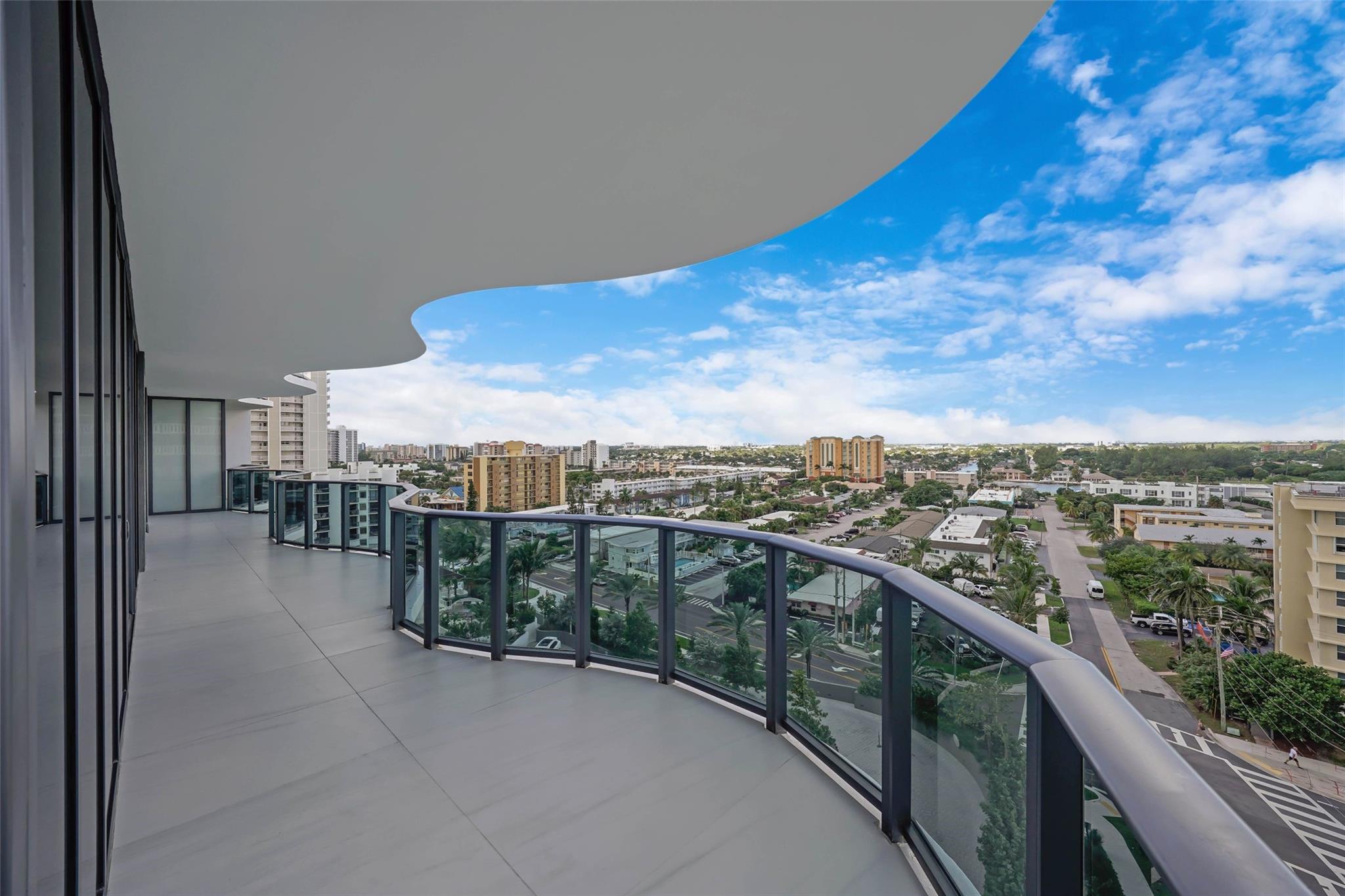 900 N Ocean Blvd 906