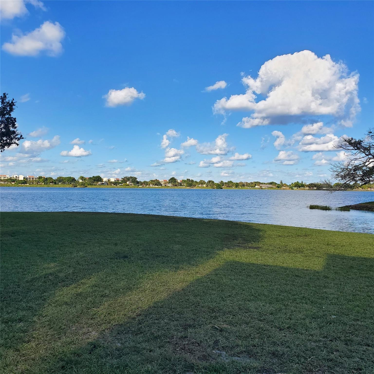 2627 NW 33RD ST 2203