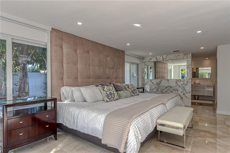 1800 SE Admirals Way, Fort Lauderdale