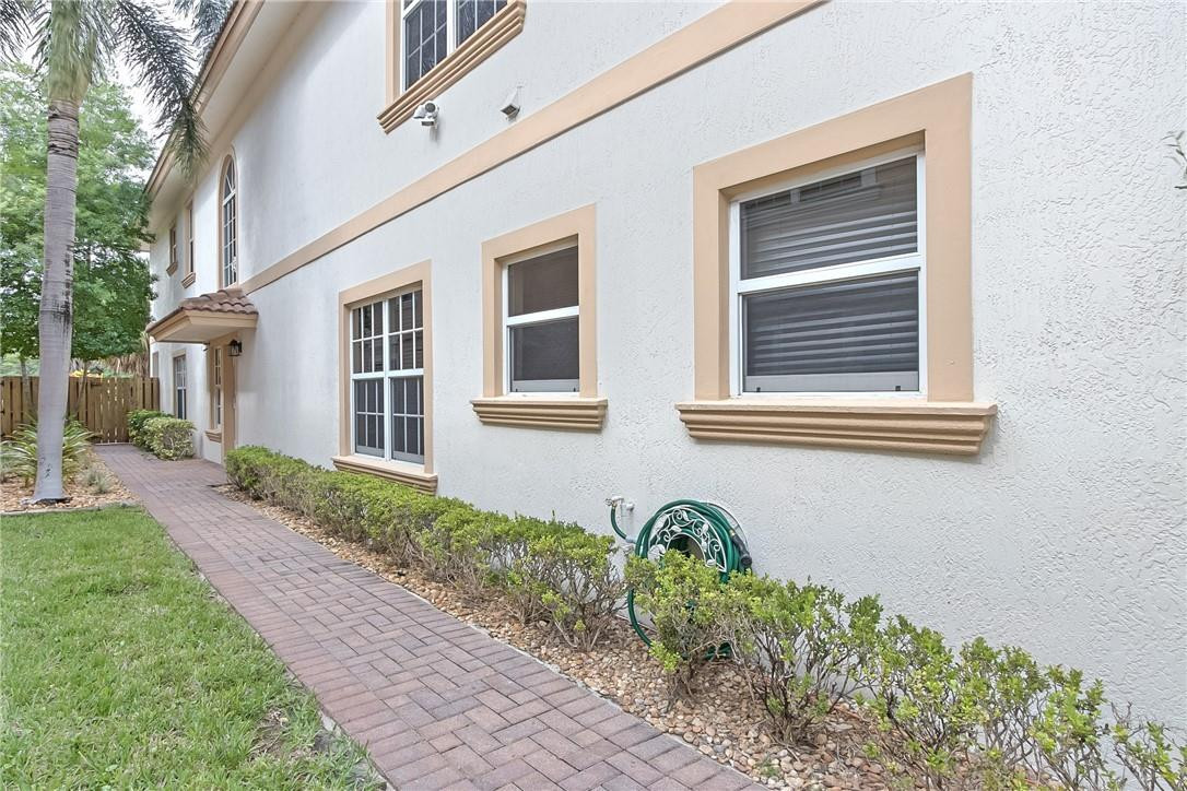 19 SE 19 Avenue, Pompano Beach