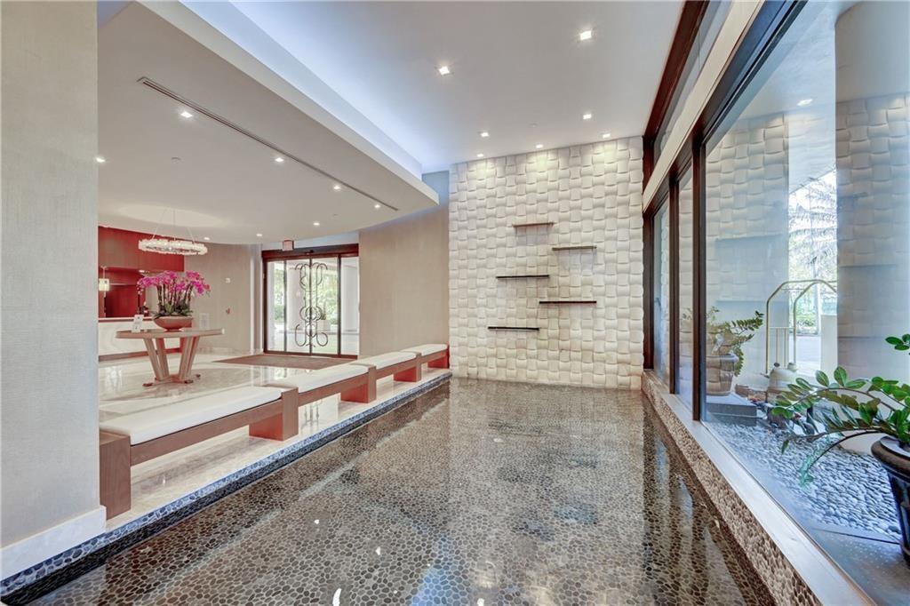 19667 Turnberry Way Unit: 20GR