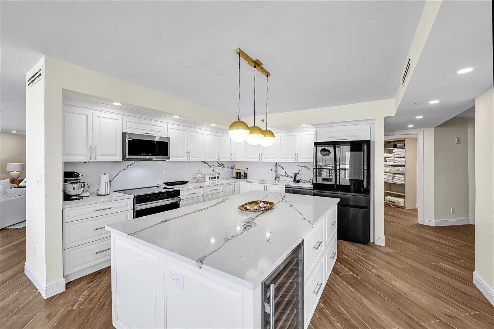 19667 Turnberry Way Unit: 20GR