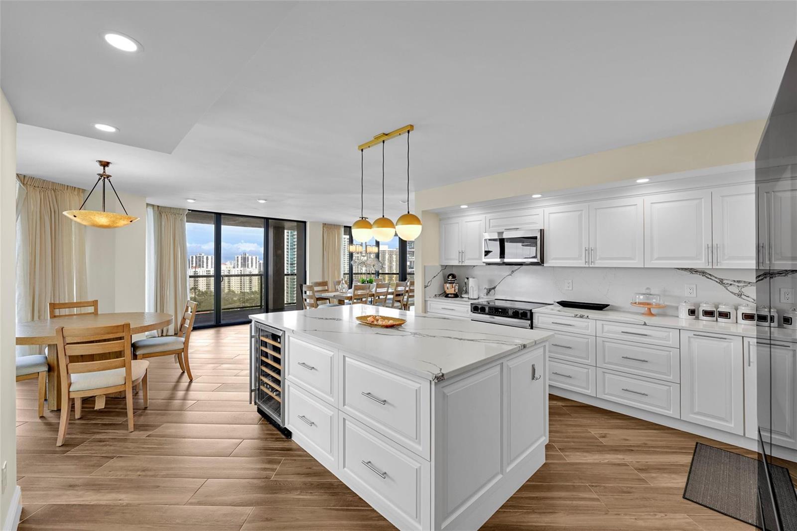 19667 Turnberry Way Unit: 20GR
