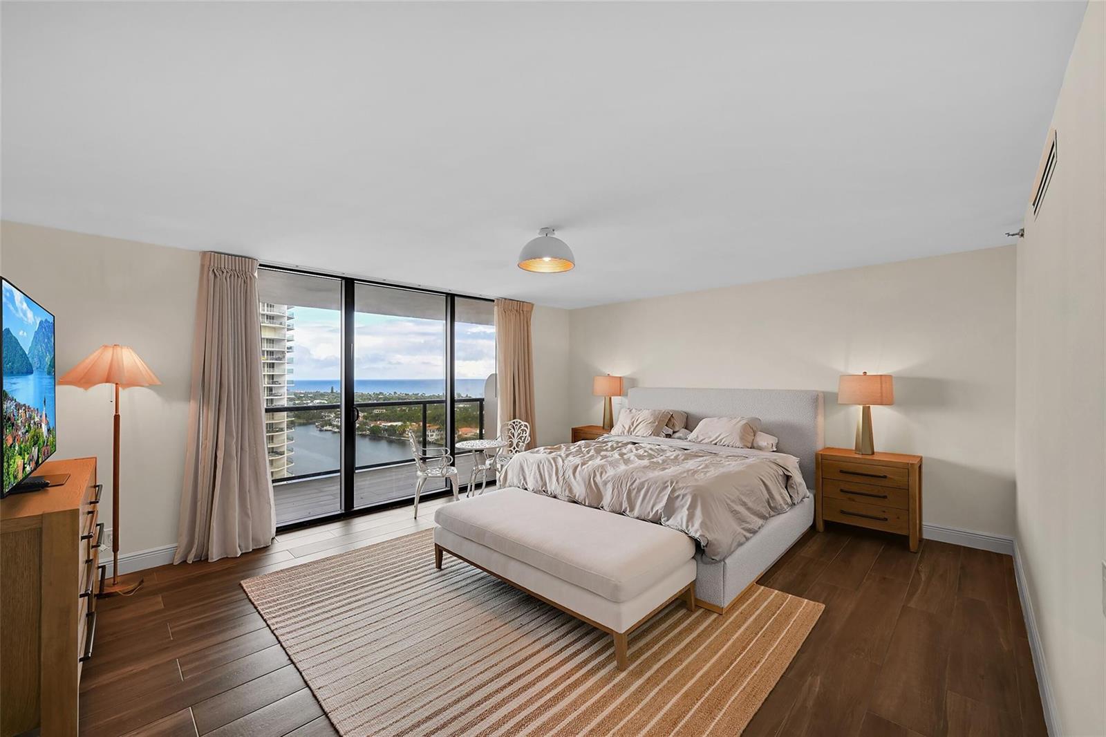 19667 Turnberry Way Unit: 20GR