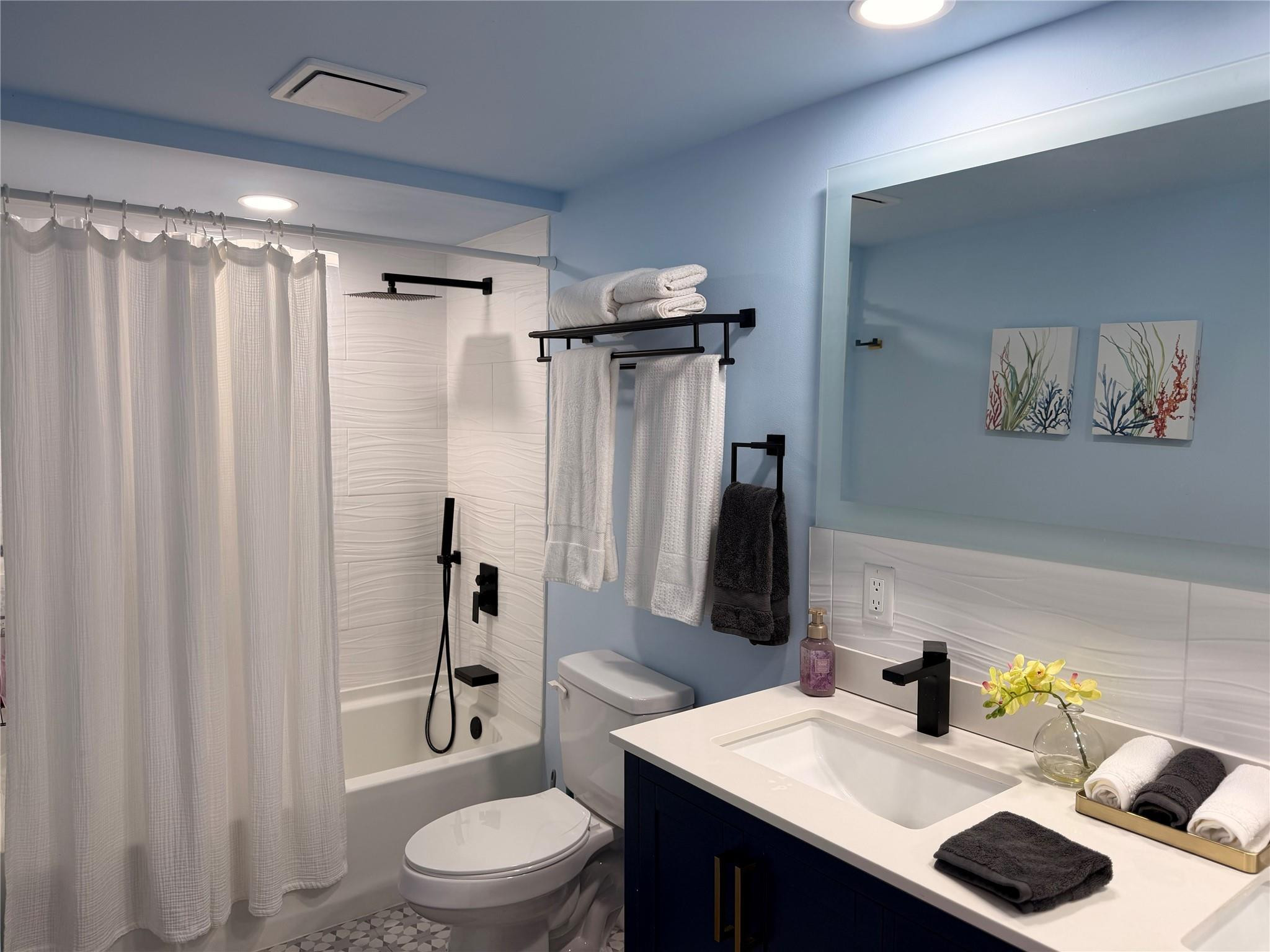 2701 N Ocean Boulevard 4F