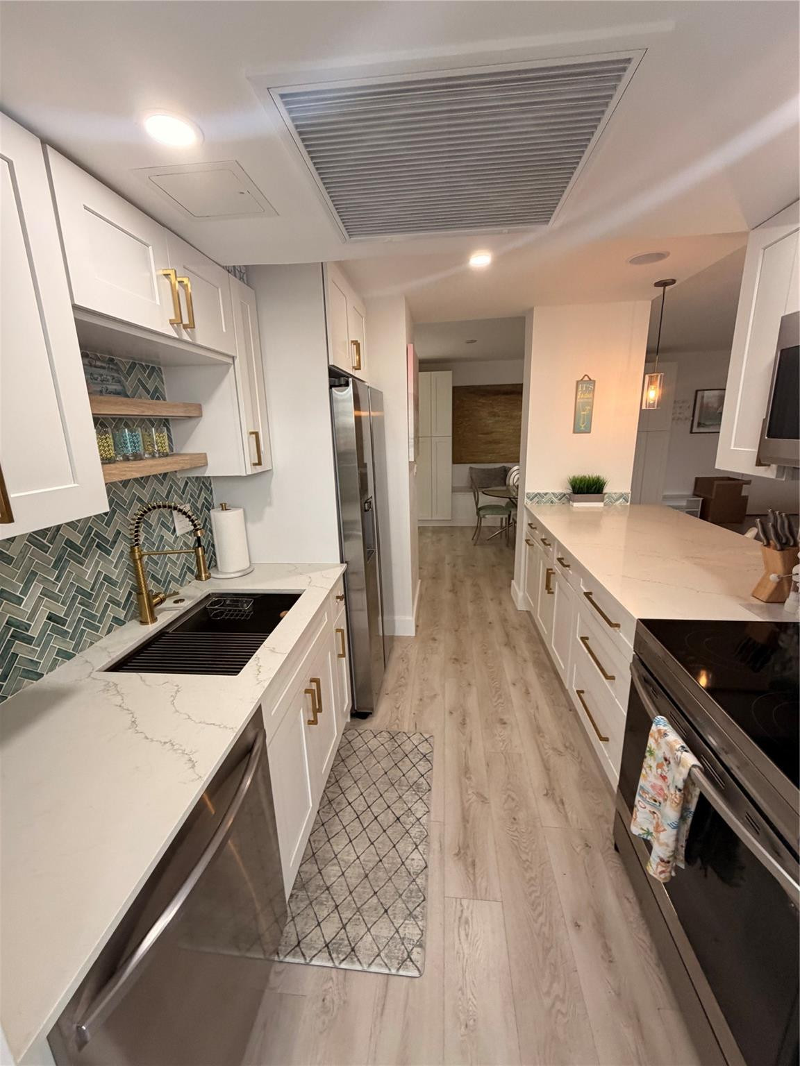 2701 N Ocean Boulevard 4F