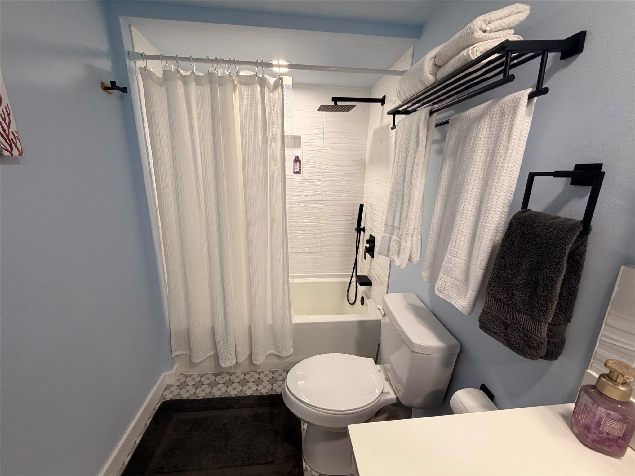 2701 N Ocean Boulevard 4F