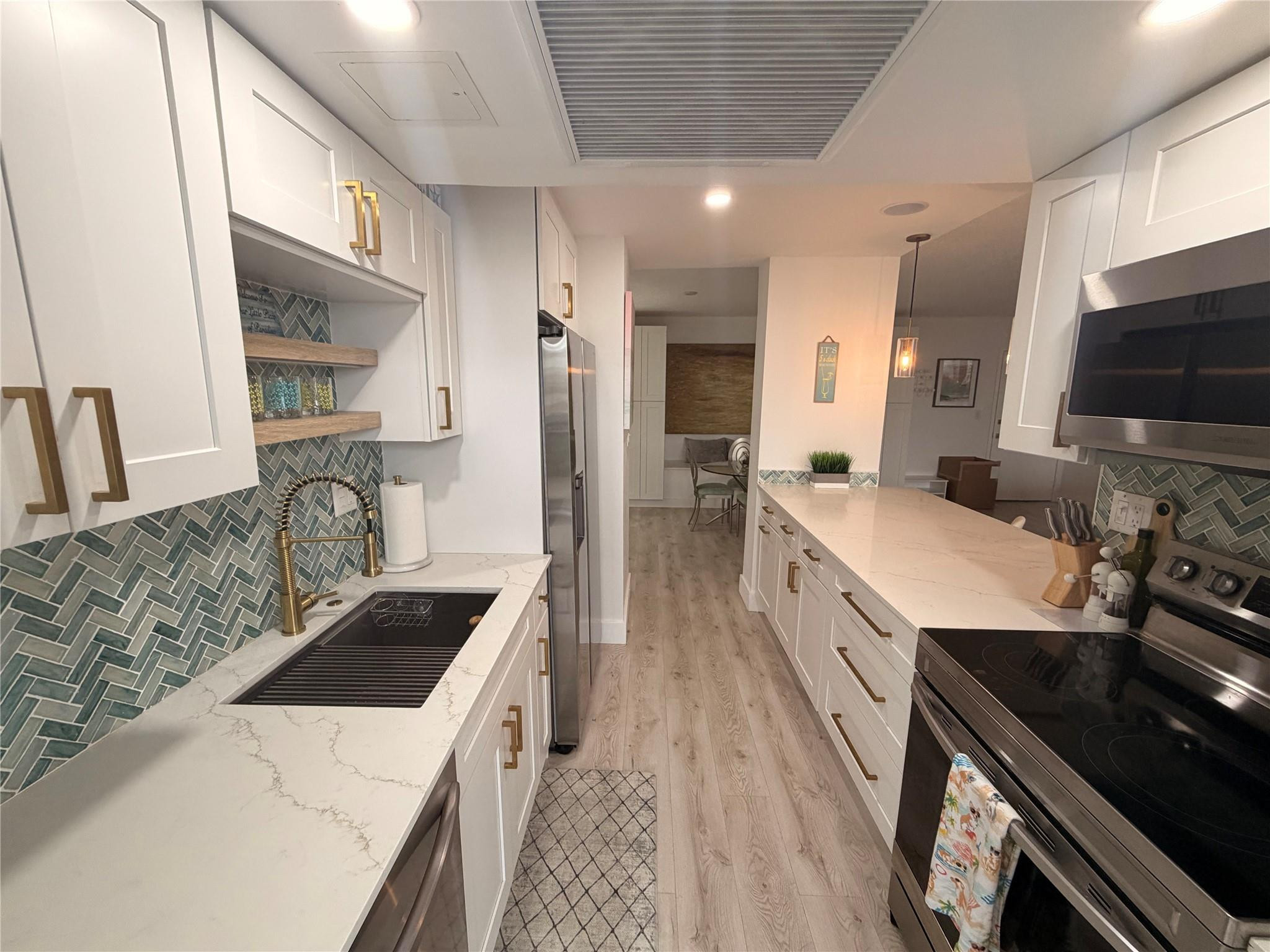 2701 N Ocean Boulevard 4F