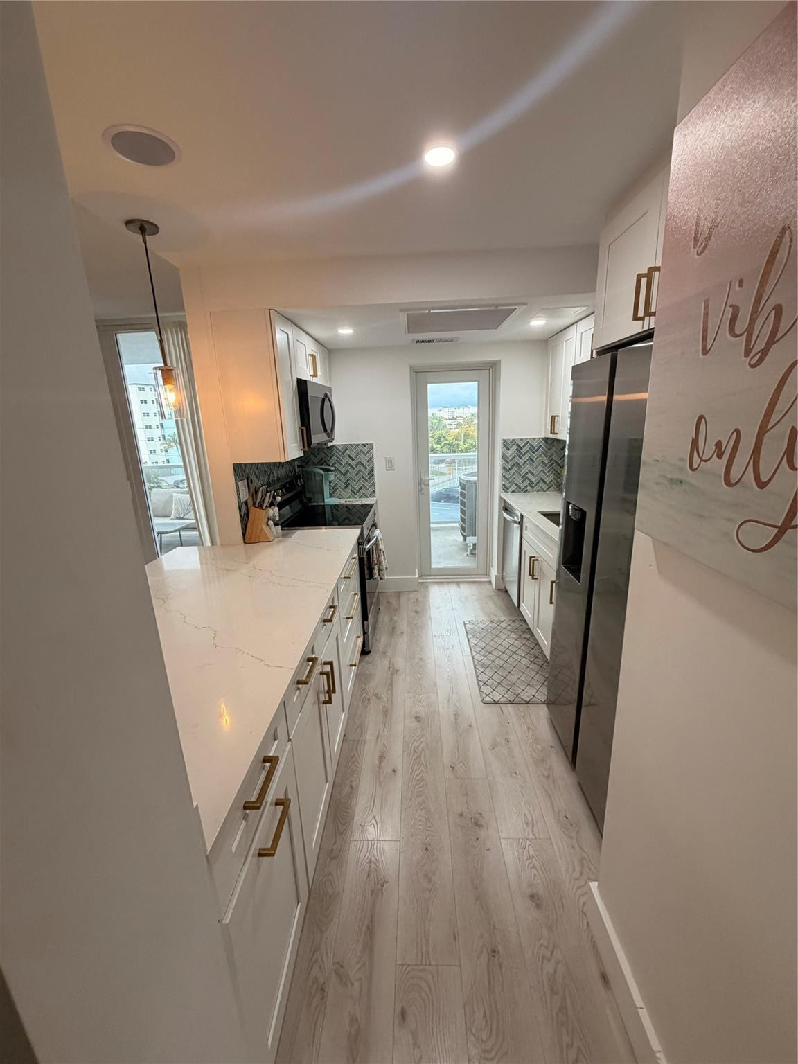 2701 N Ocean Boulevard 4F