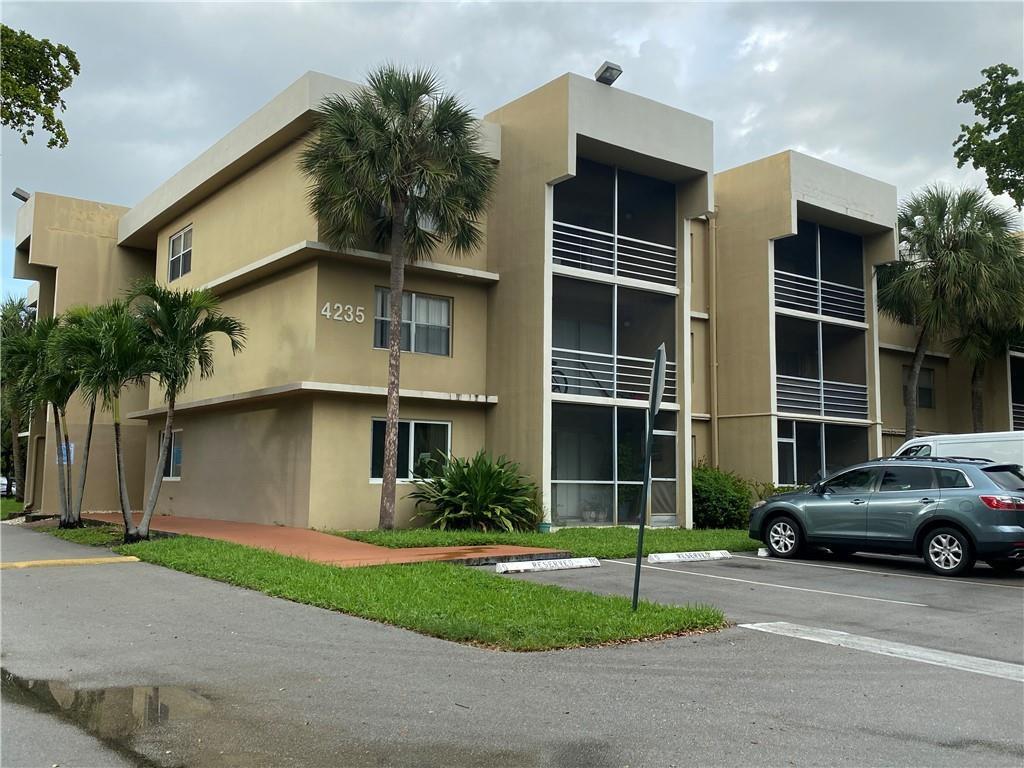 4235 N University Drive # 301
