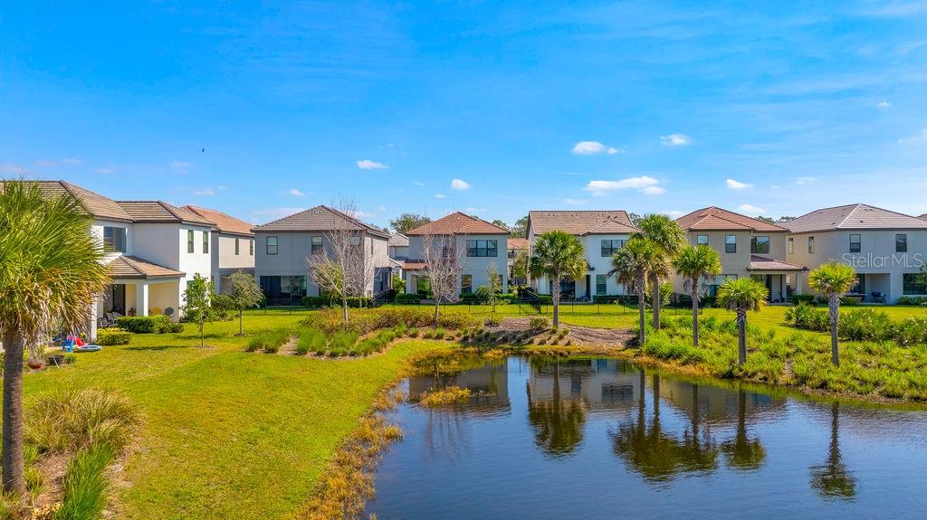 1312 BLUE STEM LN