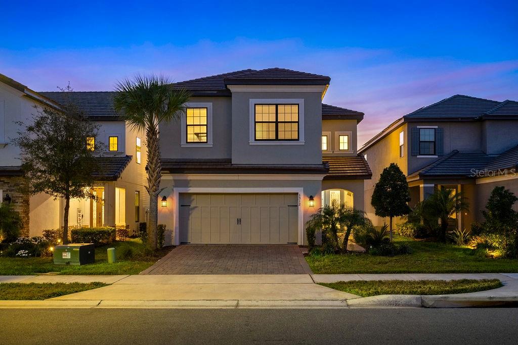 1312 BLUE STEM LN