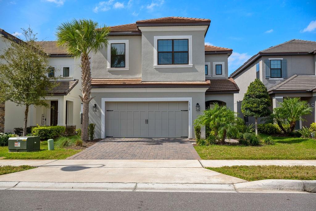 1312 BLUE STEM LN