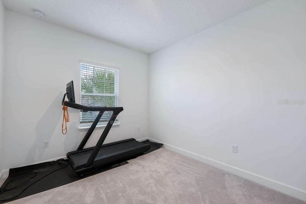 1312 BLUE STEM LN