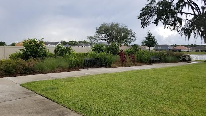 1312 BLUE STEM LN