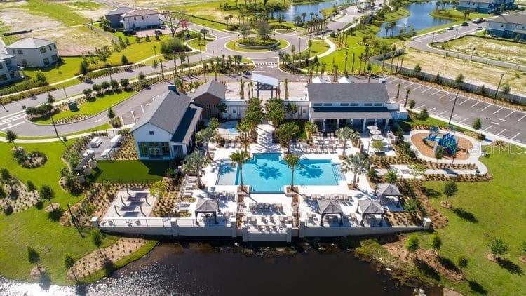 1312 BLUE STEM LN