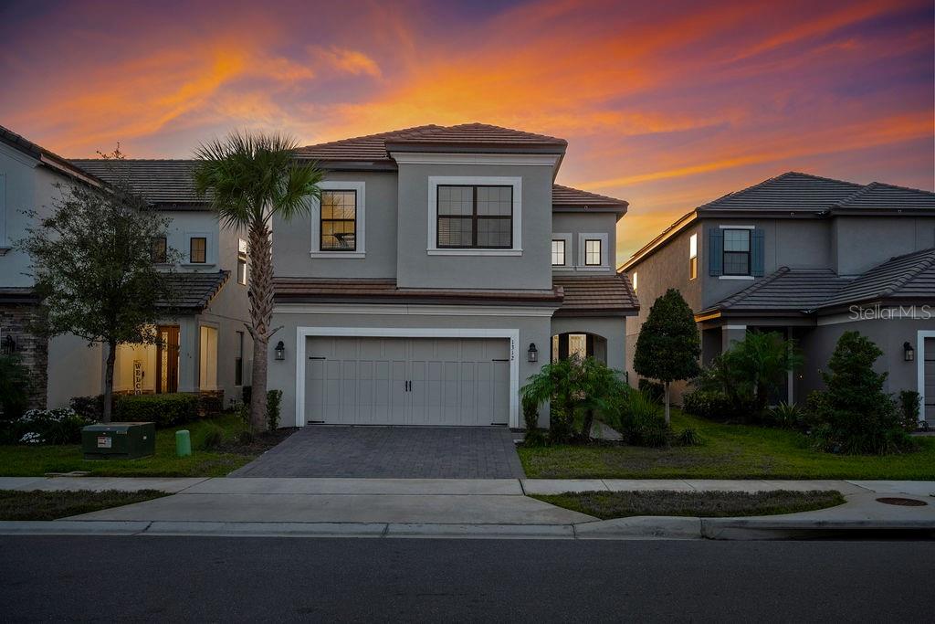 1312 BLUE STEM LN
