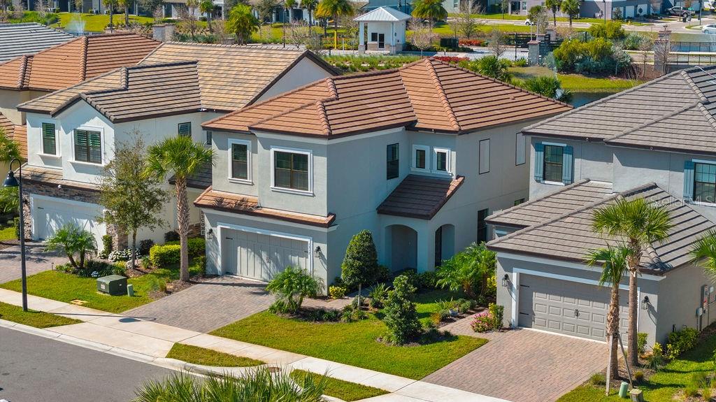 1312 BLUE STEM LN