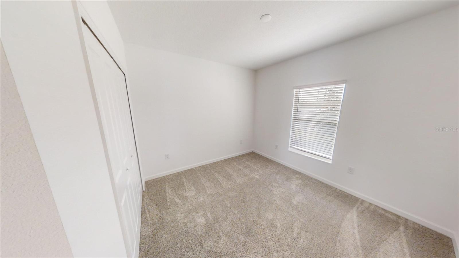 2208 GREEN VALLEY ST